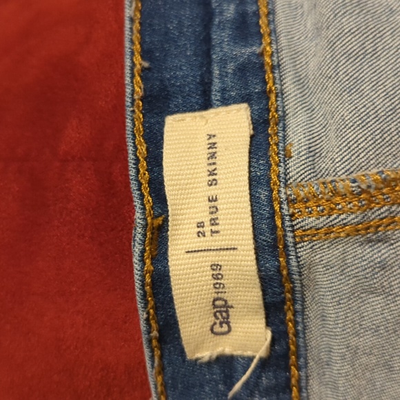 Gap True Skinny Jeans - Picture 3 of 5